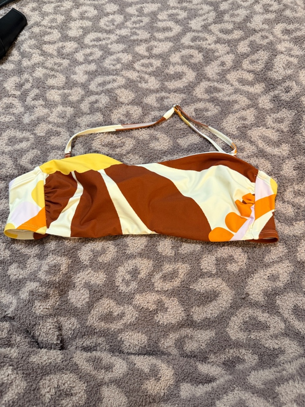 Gianni Bini Brown Yellow Cream Printed Bikini Top